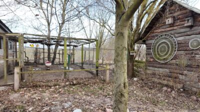 Artystyczny zaułek w Ukiernicy – cisza i spokój