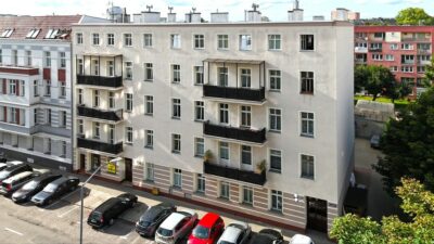 2 pok. ścisłe Centrum ładna kamienica po remoncie