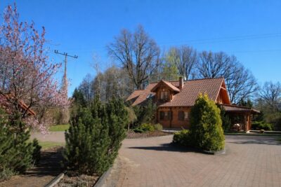 Klimatyczny dom- Twój azyl lub zyskowna inwestycja