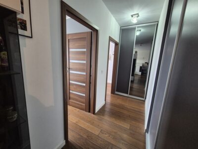 3 pokoje, balkon, 2013r., dodatkowo garaż zamykany