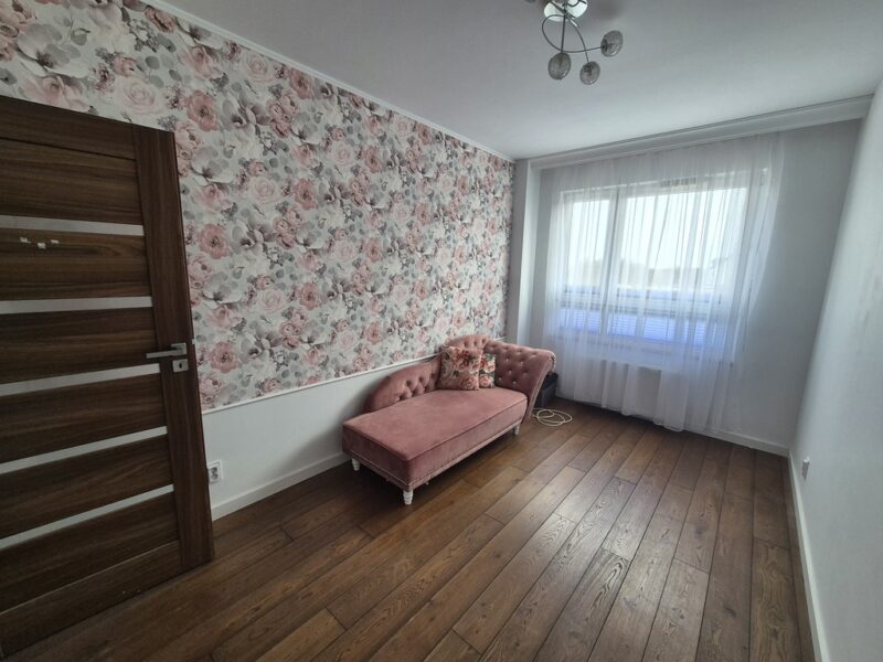 3 pokoje, balkon, 2013r., dodatkowo garaż zamykany