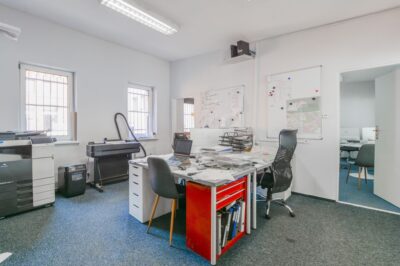 Obiekt biurowo-magazynowy, 468m2, ul. Heyki