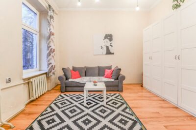 62m2 | 1 p. | Kamienica| 2 pokoje + osobna kuchnia