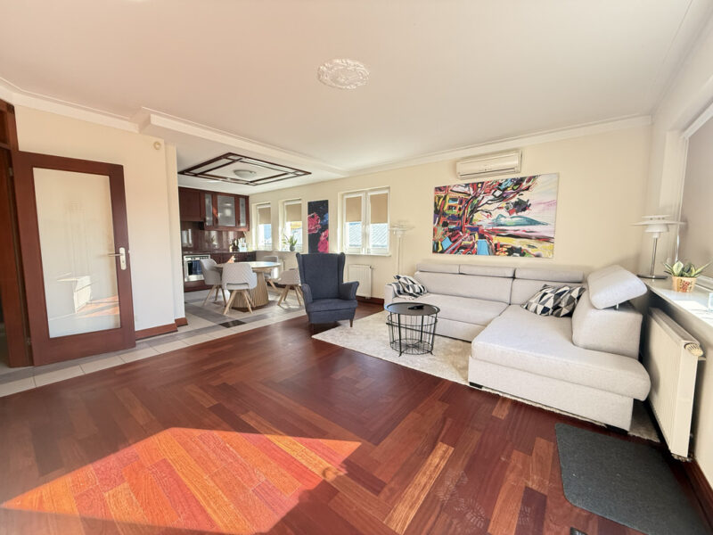 Komfortowy apartament przy Pl.Batorego z garażem