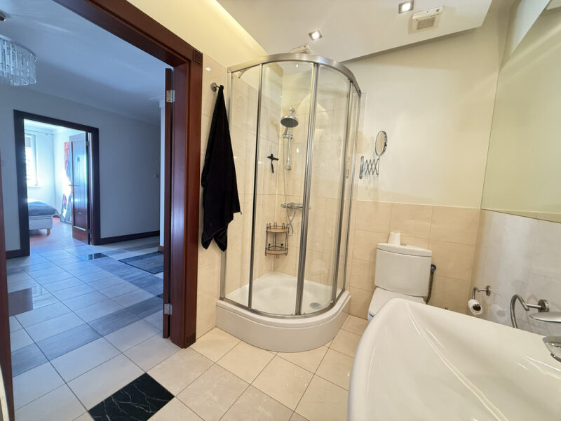 Komfortowy apartament przy Pl.Batorego z garażem