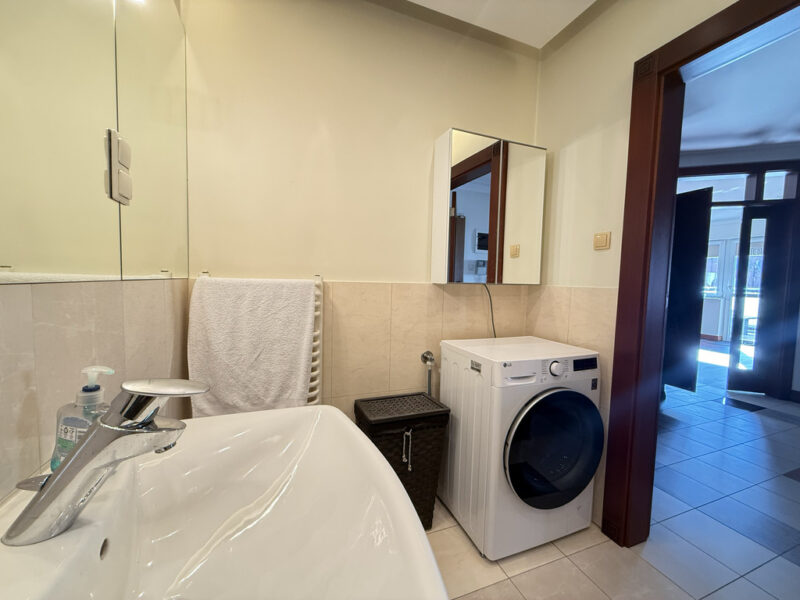 Komfortowy apartament przy Pl.Batorego z garażem