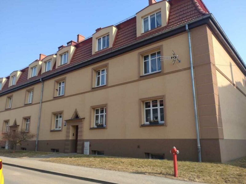 Enklawa spokoju- designerskie 2 pokoje z ogródkiem