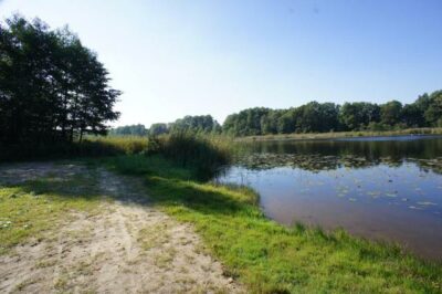 Działki nad jeziorem Dobra Nowogardzka