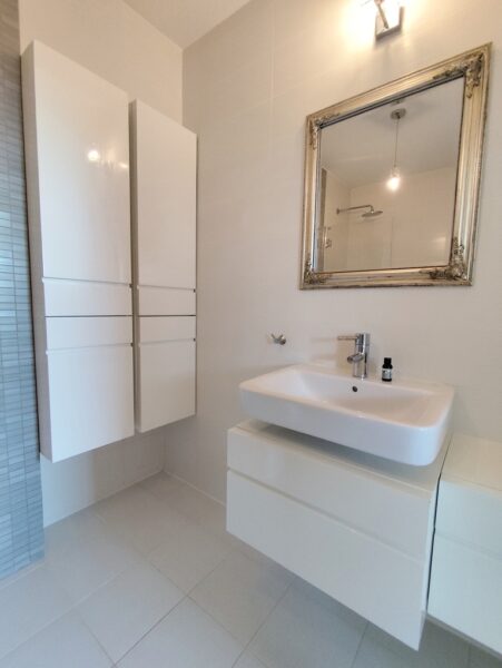 Do wynajęcia loft z dużym tarasem przy Jasnych Bło