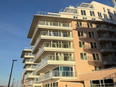 Nowa Przystań .Apartament z dużym tarasem nad Odrą