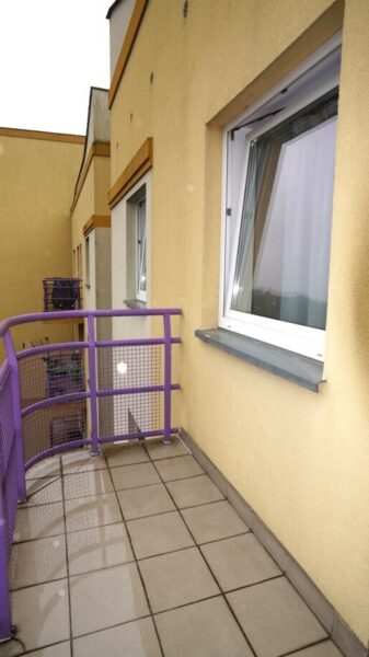 Kawalerka z balkonem o pow. 34 m2, os. Bukowe,