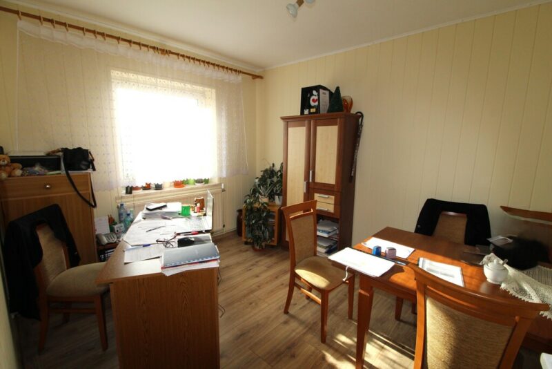 Lokal usługowo- handlowy w Centrum!!!