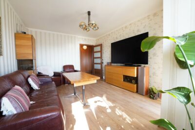 os. Ks. Pomorskich, 3 pok. + balkon, spół. własn.