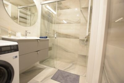 Apartament z miejscem postojowym, taras.