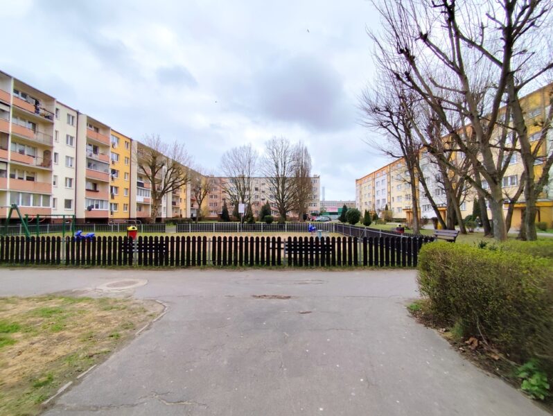 OS.Zawadzkiego , 4 pokoje z balkonem.