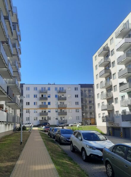 Os. Pionierów duże 2 pokoje balkon