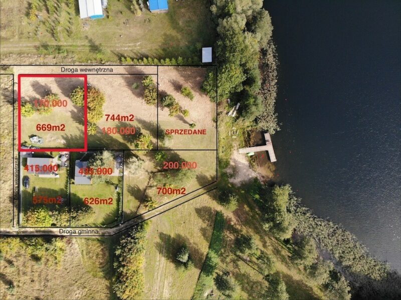 Działka w malowniczej lokalizacji nad jeziorem