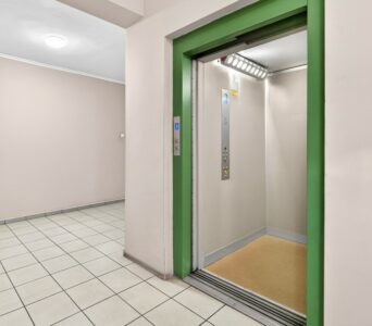 W pełni wyposażony gabinet na Starym Mieście.