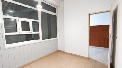 Lokal na sprzedaż 52 m2 Książąt Pom.