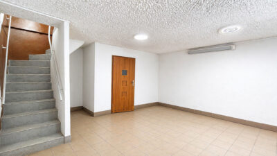 Lokal na sprzedaż 52 m2 Książąt Pom.