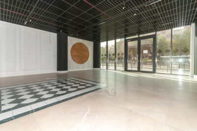 Hanza Tower - parter, witryny lokal w centrum !!!