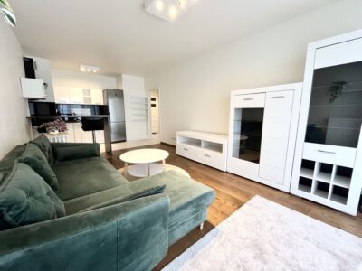 Wynajem | 2-pokojowe mieszkanie 50 m² | Winda