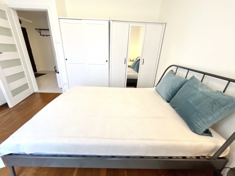 Wynajem | 2-pokojowe mieszkanie 50 m² | Winda