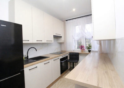 Nowoczesne 3 pokoje po remoncie, 1 piętro, balkon