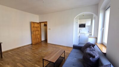 Przestronne 2 pokoje w centrum!