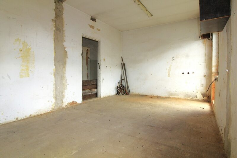 Połowa bliźniaka do remontu o powierzchni 110m2