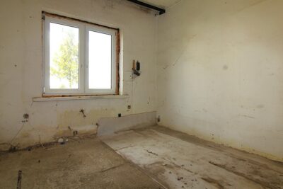 Połowa bliźniaka do remontu o powierzchni 110m2