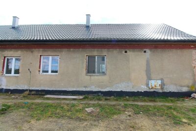 Połowa bliźniaka do remontu o powierzchni 110m2
