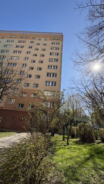 Top lokalizacja- 2 pokoje , winda, balkon, piwnica
