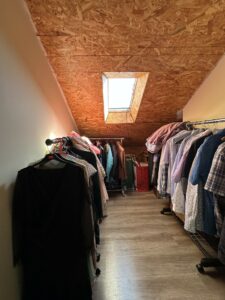 Stara Rudnica dom z antresolą piwnicą i garażem