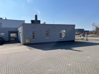 Lokal 340 m², parter, parking, gabinety/biuro