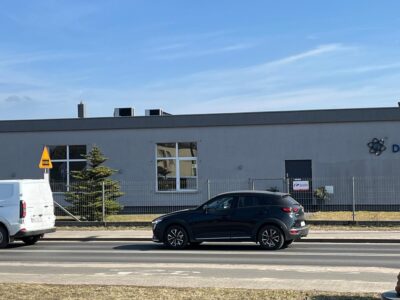 Lokal 340 m², parter, parking, gabinety/biuro