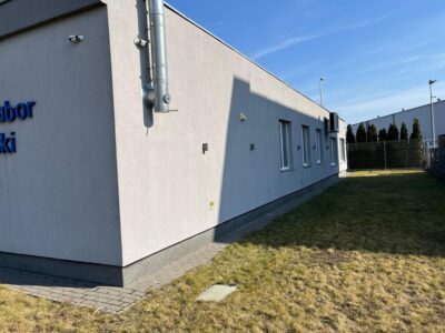 Lokal 340 m², parter, parking, gabinety/biuro