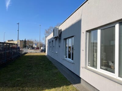 Lokal 340 m², parter, parking, gabinety/biuro