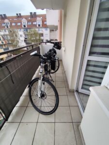 Duża kawalerka z balkonem -do wynajmu