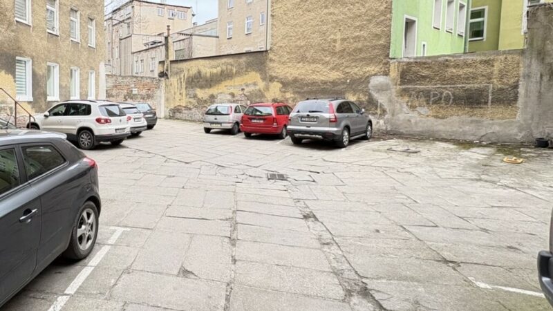 Duże mieszkanie-top lokalizacja-Centrum