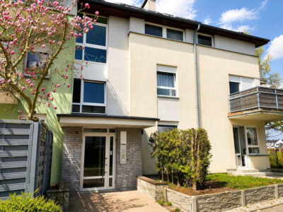 Dwupoziomowe 74 m² | Zamknięte osiedle | Balkon