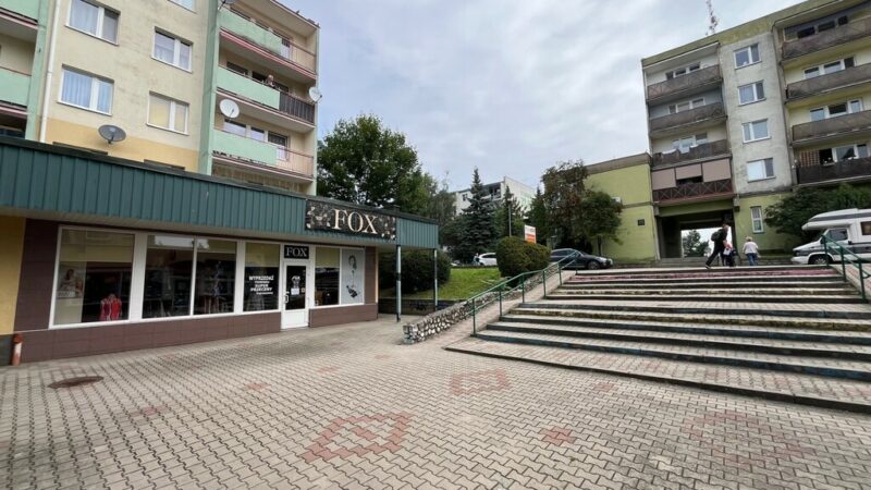 Lokal usługowy, witryna - dobra lokalizacja
