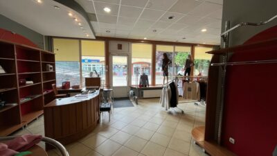 Lokal usługowy, witryna - dobra lokalizacja