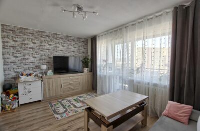 Słoneczne 3 pokoje z dużym balkonem.