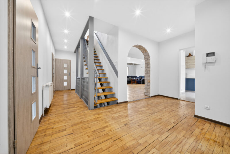 Ogromny dom 430 m² | Idealny na biznes i życie