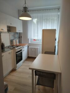 Na wynajem mieszkanie 2pok.42m2 z balkonem