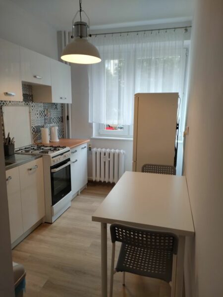 Na wynajem mieszkanie 2pok.42m2 z balkonem