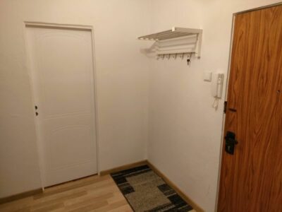 Na wynajem mieszkanie 2pok.42m2 z balkonem