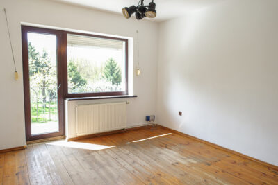Pół bliźniaka, 2 garaże, basen, działka 613 m2,