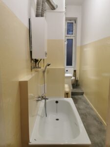 Mieszkanie 3-4 pokoje, balkon, centrum